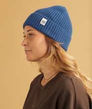 Load image into Gallery viewer, ELSK Vester Beanie Evening Blue