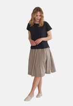 Load image into Gallery viewer, Grobund Shorter Skirt Beige